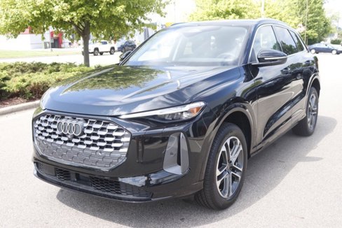 New 2025 Audi Q5 Premium Plus image 9