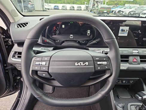 Used 2025 Kia K4 EX image 10