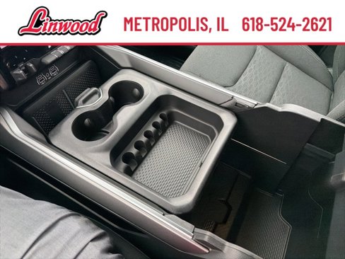 New 2026 RAM 1500 4x4 Crew Cab image 18