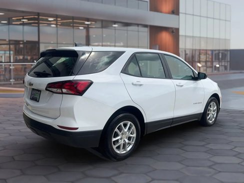 Used 2023 Chevrolet Equinox LS w/ Driver Confidence II Package image 6