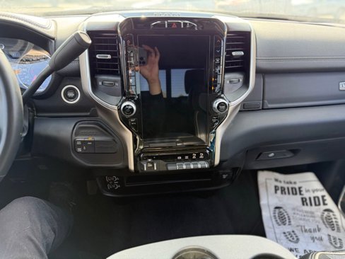 Used 2024 RAM 2500 Laramie image 9