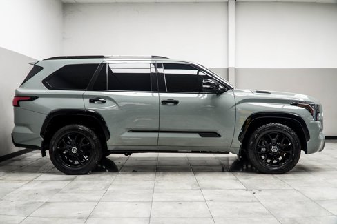 Used 2024 Toyota Sequoia Platinum image 6