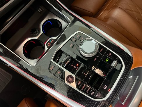 New 2026 BMW X7 M60i image 28