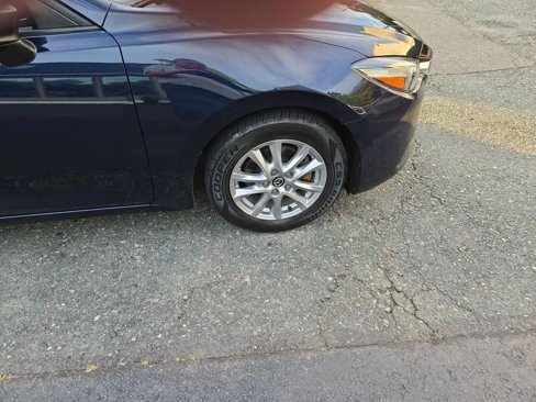 Used 2017 MAZDA MAZDA3 Sport image 10