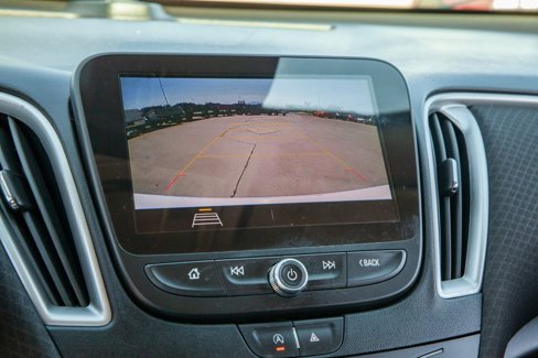 Used 2020 Chevrolet Malibu LS w/ Driver Confidence Package II image 16