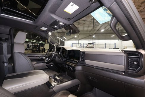Certified 2024 Chevrolet Silverado 2500 ZR2 w/ Technology Package image 30
