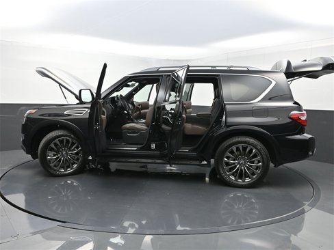 Used 2024 Nissan Armada Platinum w/ Captain's Chairs Package image 41