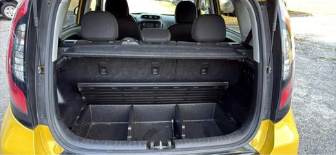 Used 2016 Kia Soul + image 8