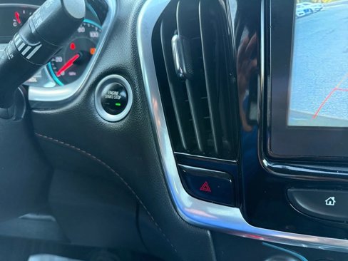 Used 2019 Chevrolet Traverse LT image 24