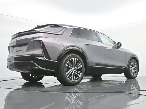 New 2026 Cadillac Lyriq Luxury image 19