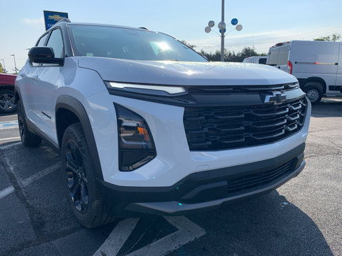 New 2026 Chevrolet Equinox LT w/ Convenience Package II image 2
