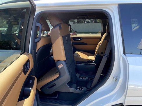 New 2026 Nissan Armada SL image 21