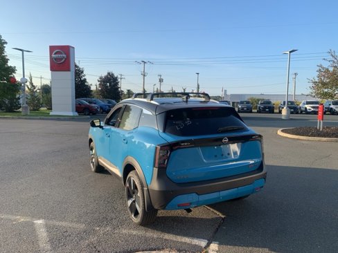 New 2026 Nissan Kicks SR w/ SR Premium Package image 5