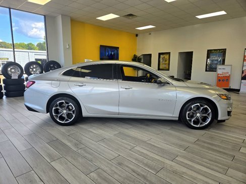 Used 2020 Chevrolet Malibu LT image 4