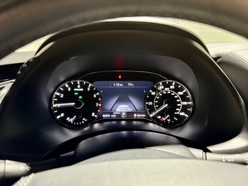 Used 2023 INFINITI QX80 Sensory image 16