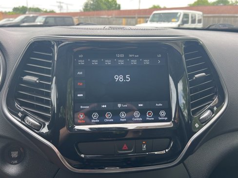 Certified 2022 Jeep Cherokee Limited image 23