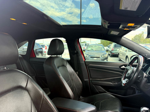 Used 2020 Volkswagen Jetta GLI Autobahn image 56