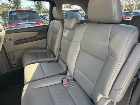Used 2016 Honda Odyssey Touring Elite image 23