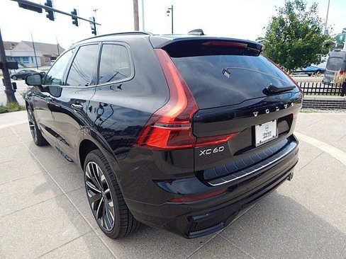 New 2026 Volvo XC60 T8 Ultra w/ Protection Package Premier image 10