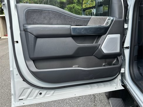 New 2025 Ford F250 Platinum image 10