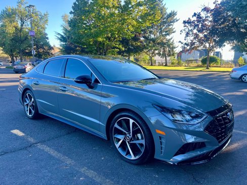Used 2022 Hyundai Sonata SEL Plus w/ Preferred Accessory Package image 8