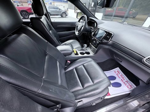 Used 2019 Jeep Grand Cherokee Limited image 21