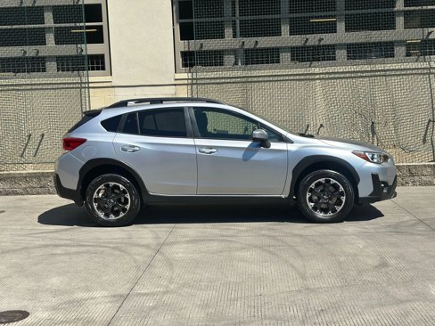 Used 2022 Subaru Crosstrek 2.0i Premium w/ Popular Package #4 image 2