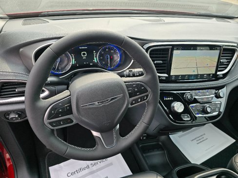 New 2026 Chrysler Pacifica Select image 14