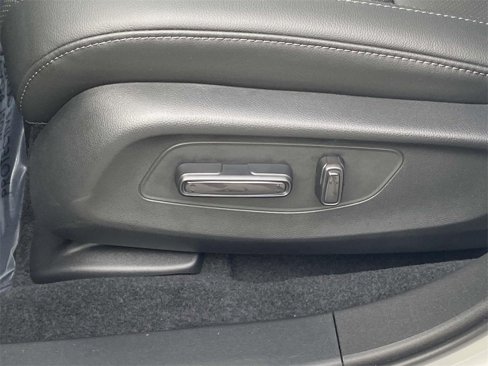 New 2026 Honda HR-V EX-L image 13