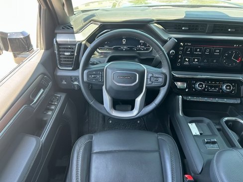 Used 2025 GMC Sierra 3500 Denali w/ Denali Reserve Package image 28