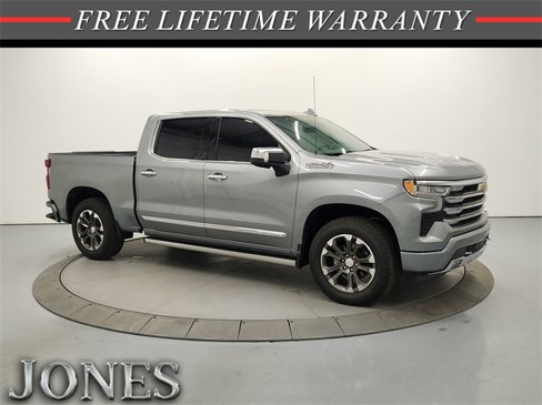Used 2025 Chevrolet Silverado 1500 High Country w/ Technology Package image 1