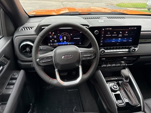 New 2025 Chevrolet Colorado Z71 w/ Technology Package image 11