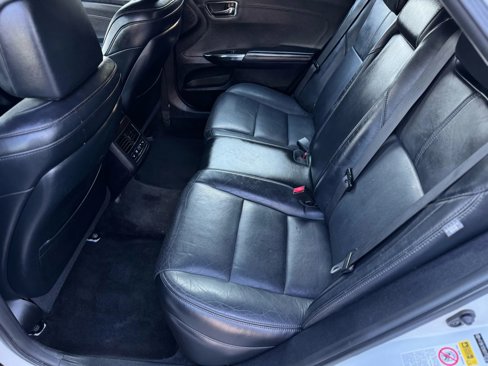 Used 2014 Toyota Avalon XLE image 10