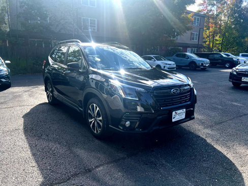 Used 2022 Subaru Forester Limited image 7
