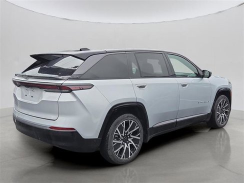 New 2025 Jeep Wagoneer Limited image 3