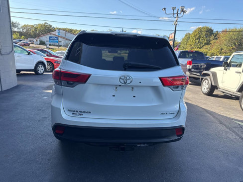 Used 2017 Toyota Highlander XLE image 7