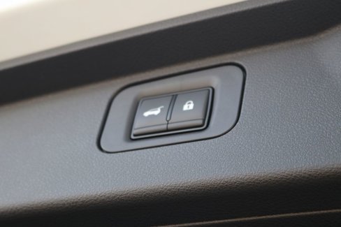 New 2025 INFINITI QX80 Luxe image 25