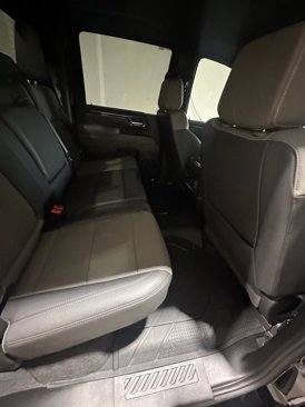 Used 2025 Chevrolet Silverado 2500 ZR2 w/ Technology Package image 6