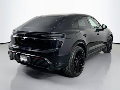 New 2025 Porsche Macan Turbo Electric image 7