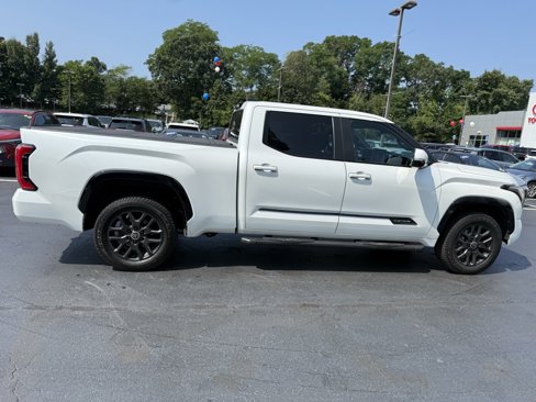 Used 2024 Toyota Tundra Platinum image 9