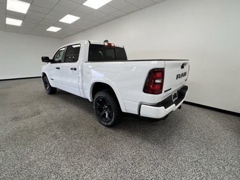 New 2026 RAM 1500 4x4 Crew Cab image 18