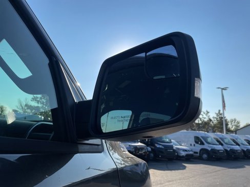 New 2026 RAM 1500 4x4 Crew Cab image 14