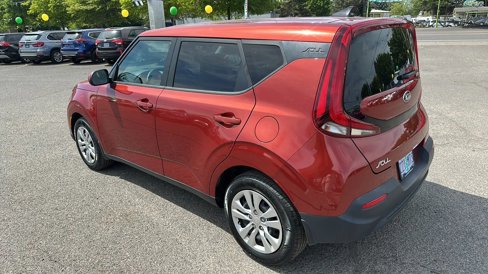 Used 2021 Kia Soul LX image 5