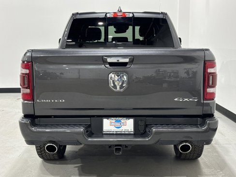 Used 2022 RAM 1500 Limited w/ Body-Colour Bumper Group image 28