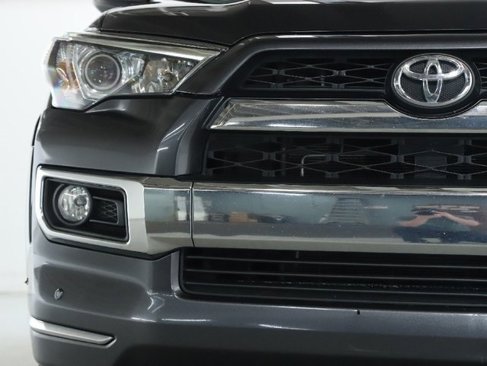 Used 2016 Toyota 4Runner Limited image 7
