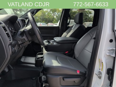 New 2026 RAM 3500 Tradesman w/ Chrome Appearance Group image 27