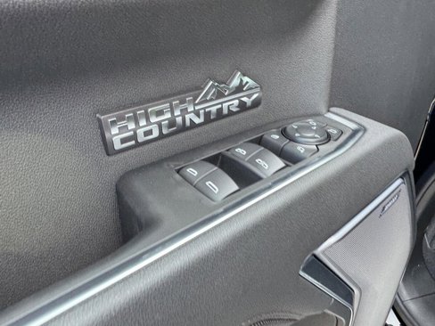 New 2026 Chevrolet Silverado 1500 High Country w/ Z71 Off-Road Package image 11