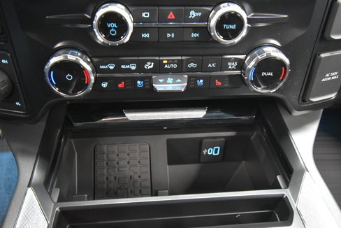 New 2025 Ford F350 Lariat w/ Lariat Ultimate Package image 13