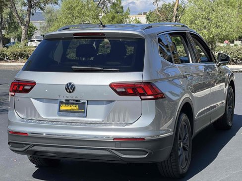 Used 2022 Volkswagen Tiguan SE image 24