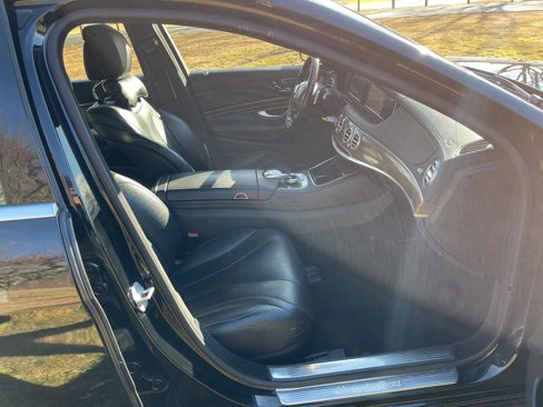 Used 2015 Mercedes-Benz S 550 4MATIC Sedan image 31